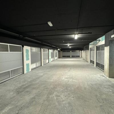 Sekcijska Garazna Vrata 11