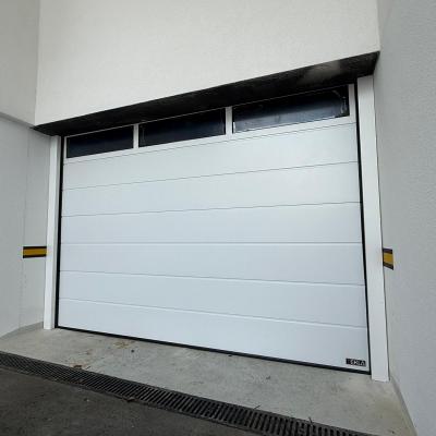 Sekcijska Garazna Vrata 23