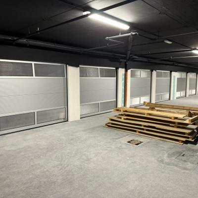 Sekcijska Garazna Vrata 52