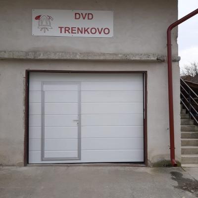 Dundo Garazna Vrata S Prolazom 00001