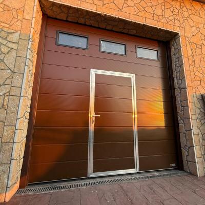 Sekcijska Vrata Sa Prolazom 8