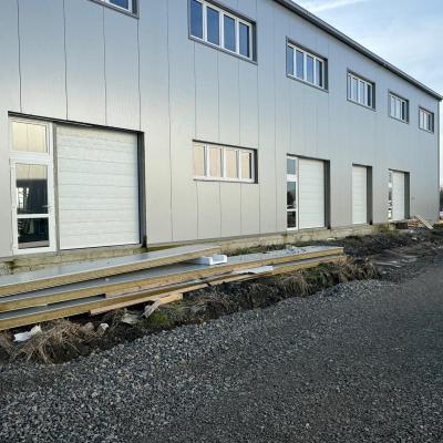 Industrijska Vrata 1 25